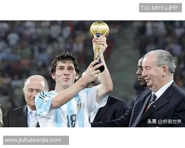 足球传奇：从青训到金球奖，球星背后的奋斗与荣耀之路